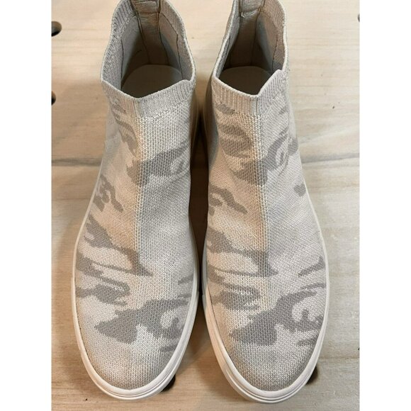 Women's Sanctuary Dare Sneaker Style# 551317M Size 6.5 Color Taupe Camo Shoes - Picture 5 of 10